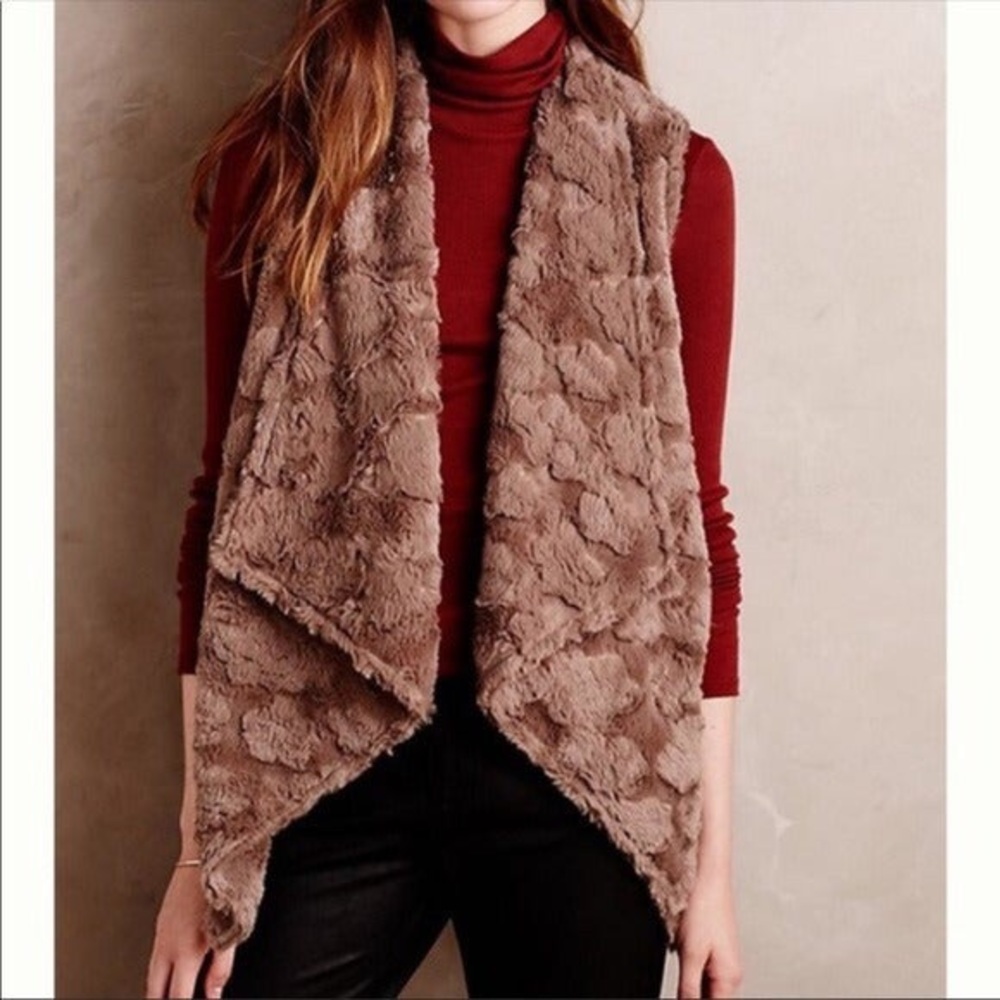 Anthropologie Elevenses Faux Fur Pelage Vest Tan